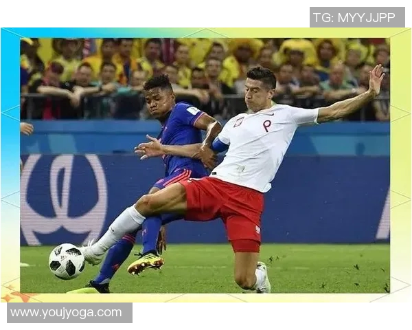 高清女生足球球星风采展示帅气与力量并存的竞技魅力 高清女生足球球星风采展示帅气与力量并存的竞技魅力